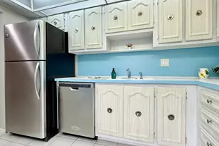 4401 NW 41st St, Lauderdale Lakes, FL 33319 - Photo 4