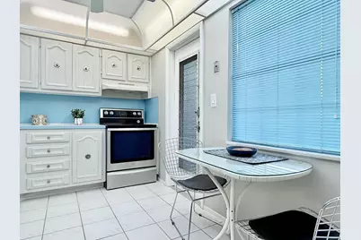 4401 NW 41st Street #104, Lauderdale Lakes, FL 33319 - Photo 4