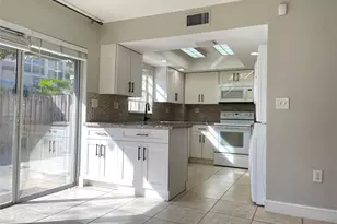 12366 SW 51st Pl, Fort Lauderdale, FL 33330 - Photo 6