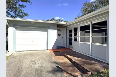 2528 SW Natura Boulevard, Deerfield Beach, FL 33441 - Photo 2