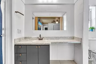 2200 NW 73rd Ave, Sunrise, FL 33313 - Photo 22