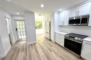 4525 Bougainvilla Dr, Fort Lauderdale, FL 33308 - Photo 4