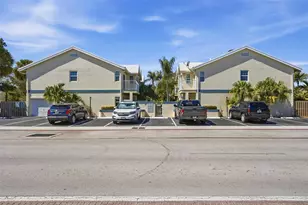 4525 Bougainvilla Dr, Fort Lauderdale, FL 33308 - Photo 38