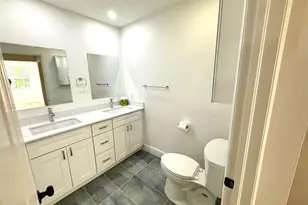 4525 Bougainvilla Dr, Fort Lauderdale, FL 33308 - Photo 14