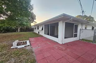 612 N Coconut Ave, Port Saint Lucie, FL 34952 - Photo 22