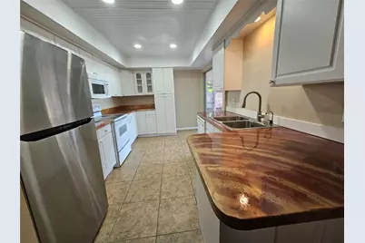 612 N Coconut Avenue, Port Saint Lucie, FL 34952 - Photo 2