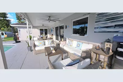 688 NW 100th Lane, Coral Springs, FL 33071 - Photo 32