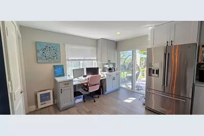 688 NW 100th Lane, Coral Springs, FL 33071 - Photo 10