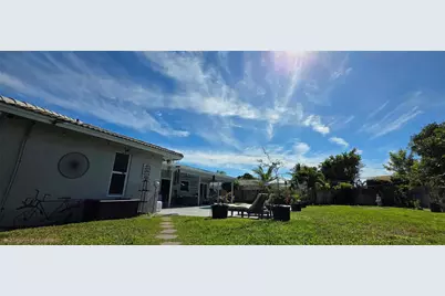 688 NW 100th Lane, Coral Springs, FL 33071 - Photo 30