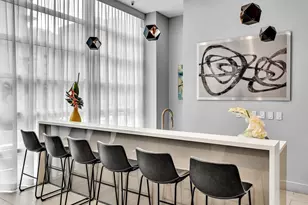 665 NE 25th St, Miami, FL 33137 - Photo 46