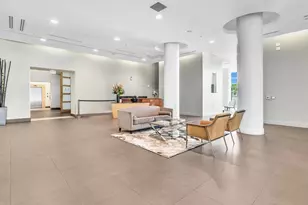 665 NE 25th St, Miami, FL 33137 - Photo 50