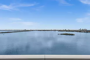 665 NE 25th St, Miami, FL 33137 - Photo 16