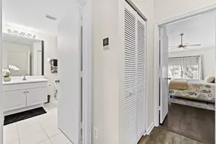 8135 Bellagio Ln, Boynton Beach, FL 33472 - Photo 18