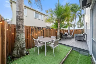 9548 N Vermosa Ln, Tamarac, FL 33321 - Photo 2