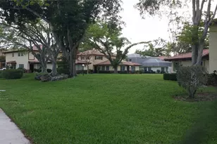 8877 NW 28th Dr, Coral Springs, FL 33065 - Photo 24