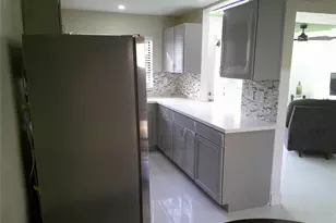 3810 SW 52nd Ave, Hollywood, FL 33023 - Photo 6