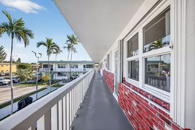 1354 N 12th Court #7B, Hollywood, FL 33019 - Photo 32