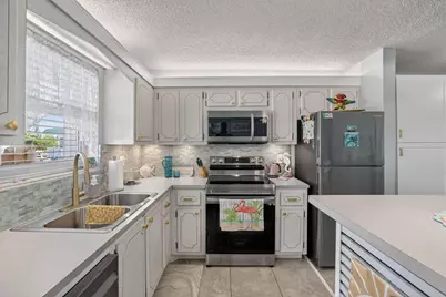 1354 N 12th Court #7B, Hollywood, FL 33019 - Photo 22