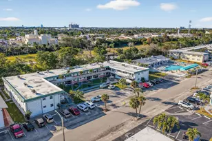 1354 N 12th Ct, Hollywood, FL 33019 - Photo 56