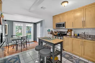 131 SW 7th Terrace, Hallandale Beach, FL 33009 - Photo 18