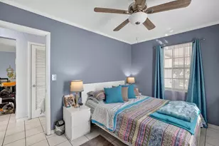 131 SW 7th Terrace, Hallandale Beach, FL 33009 - Photo 6