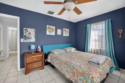 131 SW 7th Terrace, Hallandale Beach, FL 33009 - Photo 10