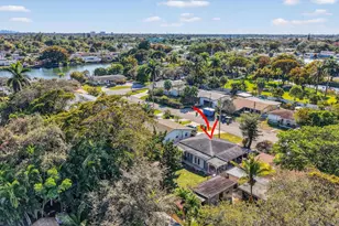 131 SW 7th Terrace, Hallandale Beach, FL 33009 - Photo 46