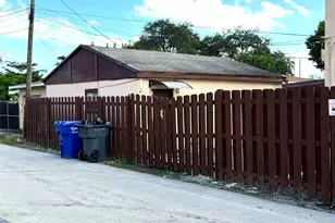 1955 Lincoln St, Hollywood, FL 33020 - Photo 2