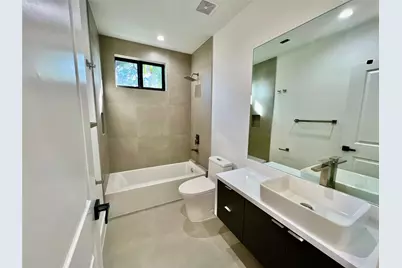 1292 NE 35th Street, Oakland Park, FL 33334 - Photo 14