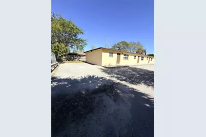 2721 Avenue #D4, West Palm Beach, FL 33404 - Photo 18