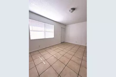2721 Avenue #D4, West Palm Beach, FL 33404 - Photo 4