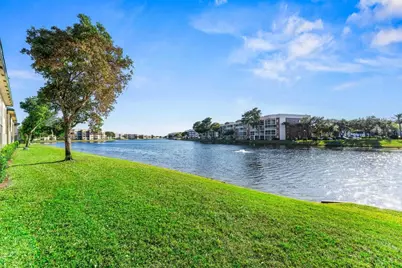 7832 E Exeter Boulevard #102, Tamarac, FL 33321 - Photo 8