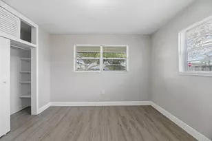 7560 Venetian St, Miramar, FL 33023 - Photo 20