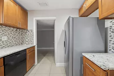 7560 Venetian Street, Miramar, FL 33023 - Photo 12