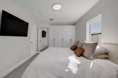 18340 NE 20th Court, North Miami Beach, FL 33179 - Photo 20