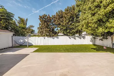 18340 NE 20th Court, North Miami Beach, FL 33179 - Photo 28