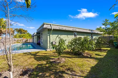 7901 NW 69th Avenue, Tamarac, FL 33321 - Photo 36