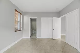 2332 SW 126th Ave, Miramar, FL 33027 - Photo 16