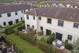 4676 Caspian Way, Davie, FL 33314 - Photo 30