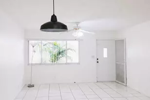 2831 Pierce St, Hollywood, FL 33020 - Photo 2