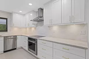 550 SW 6th Ave, Boca Raton, FL 33486 - Photo 22