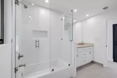 550 SW 6th Avenue, Boca Raton, FL 33486 - Photo 32