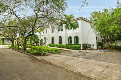 445 NE 56, Miami, FL 33137 - Photo 2