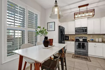 159 SW 7th Court, Pompano Beach, FL 33060 - Photo 18