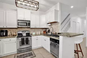 159 SW 7th Ct, Pompano Beach, FL 33060 - Photo 14