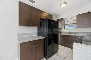 2830 Johnson St, Hollywood, FL 33020 - Photo 14