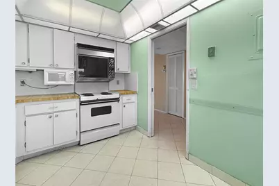 605 Oaks Drive #703, Pompano Beach, FL 33069 - Photo 22