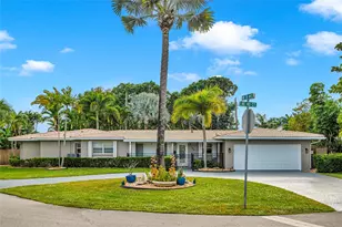 1760 NE 40th Ct, Oakland Park, FL 33334 - Photo 2