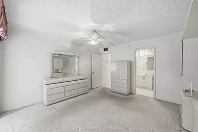 2302 Lucaya Lane #E3, Coconut Creek, FL 33066 - Photo 16