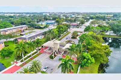 2302 Lucaya Lane #E3, Coconut Creek, FL 33066 - Photo 24